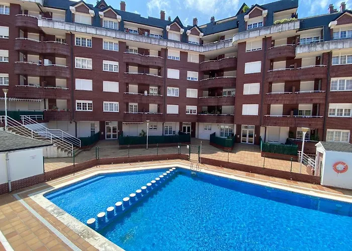 Paraiso Soleado: Piso Con Terraza, Piscina Y Garaje A 5 Min De Playa