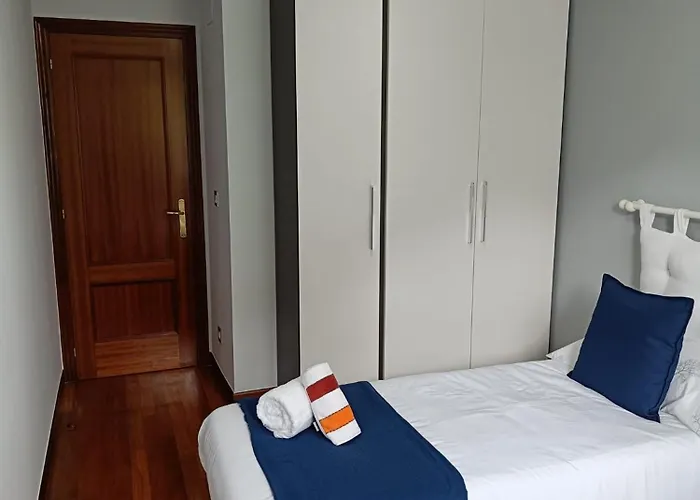 Paraiso Soleado: Piso Con Terraza, Piscina Y Garaje A 5 Min De Playa