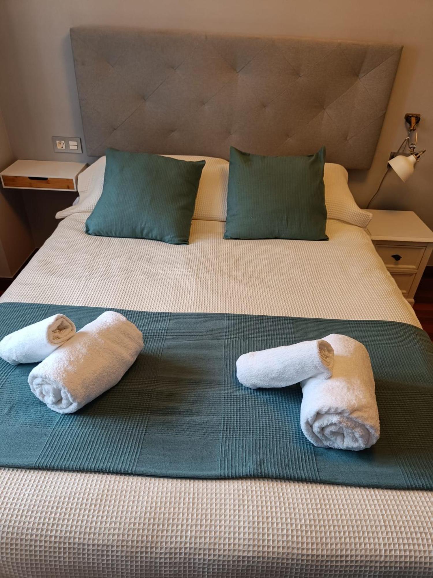 Paraiso Soleado: Piso Con Terraza, Piscina Y Garaje A 5 Min De Playa Apartment